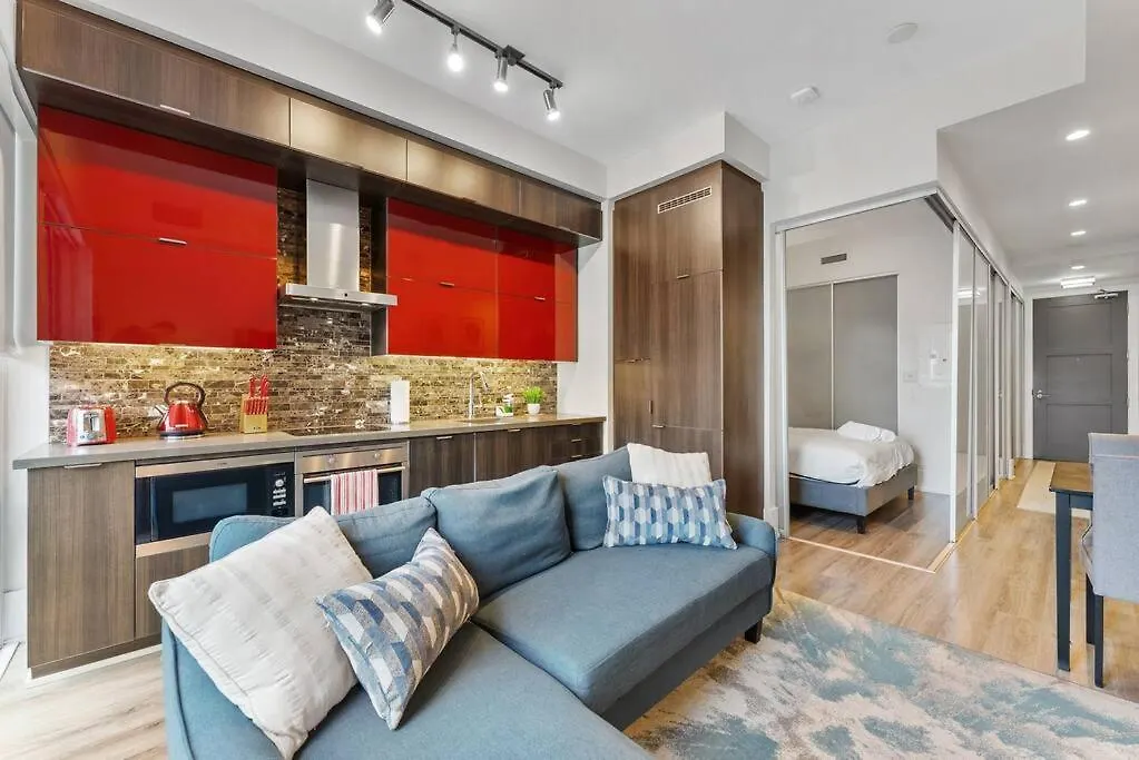Apartment Next To Rogers Center, With Cn Tower View, Lake View, And Free Parking Toronto 0*,  Canada
